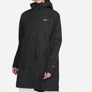 NIKE SPORTSWEAR  ESSENTIAL STORM FIT, LOOSE FIT SIZE XS (0-2)